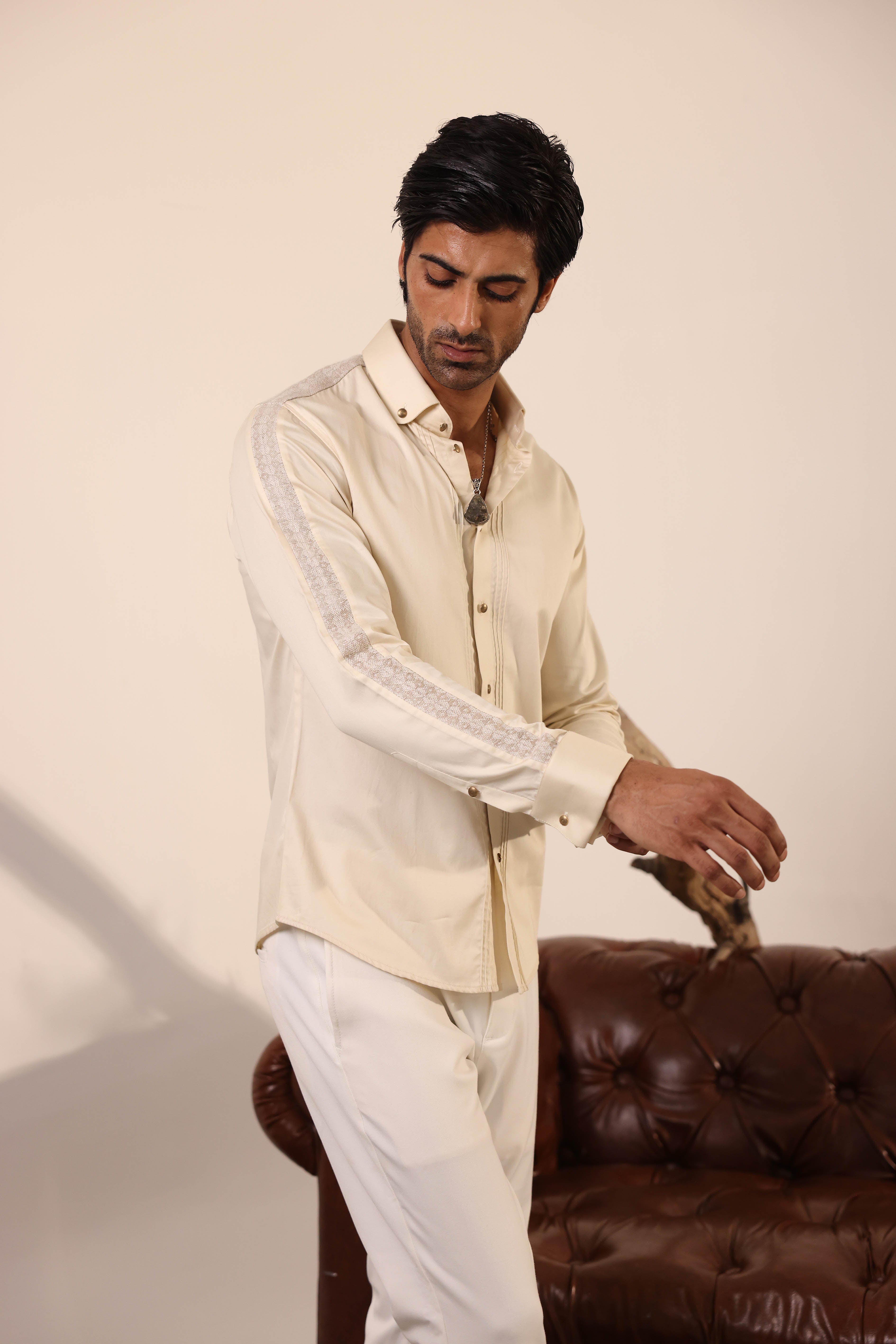 VELARO SHIRT