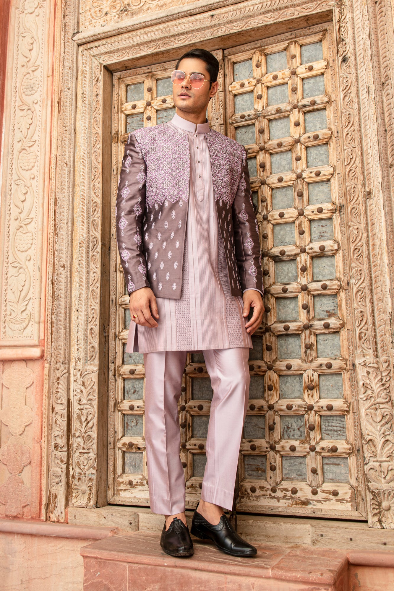 LAVOLA INDO WESTERN SET