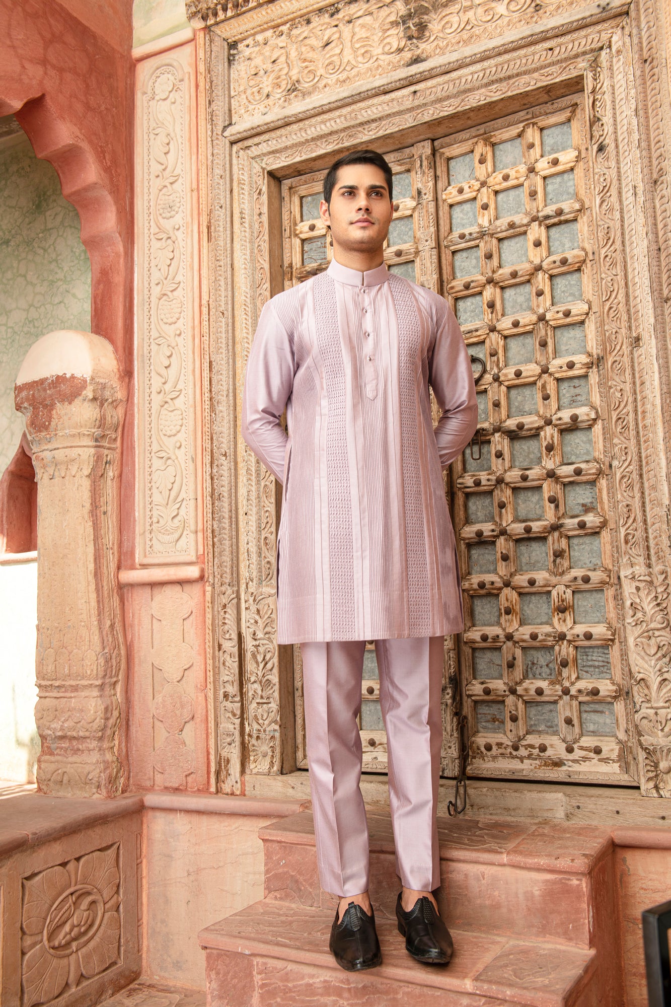 LAVOLA INDO WESTERN SET