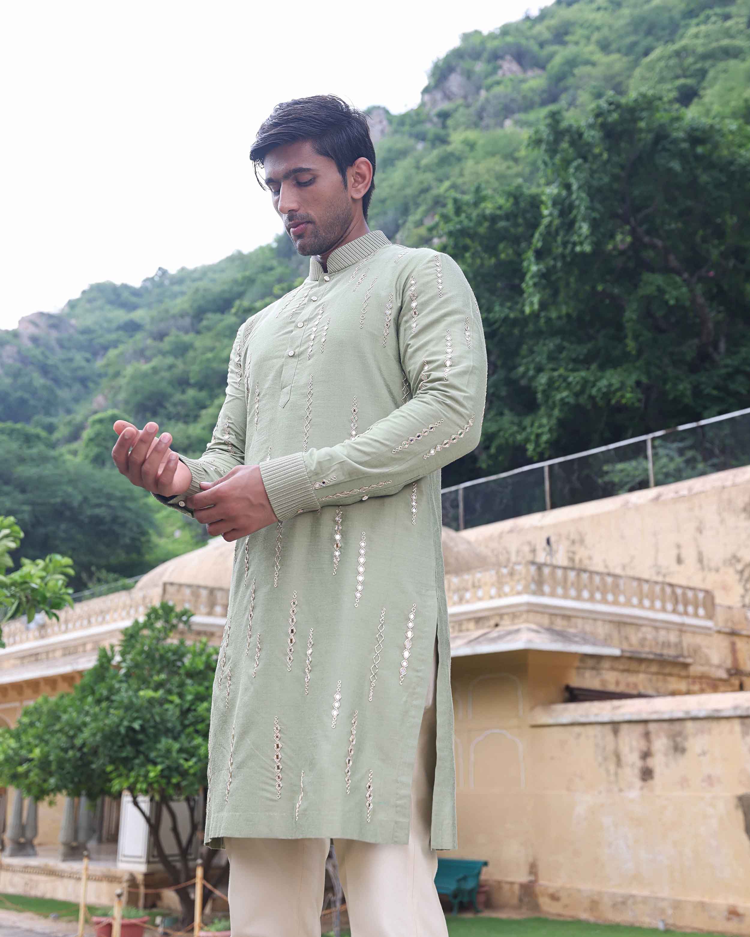 ERAYA KURTA SET