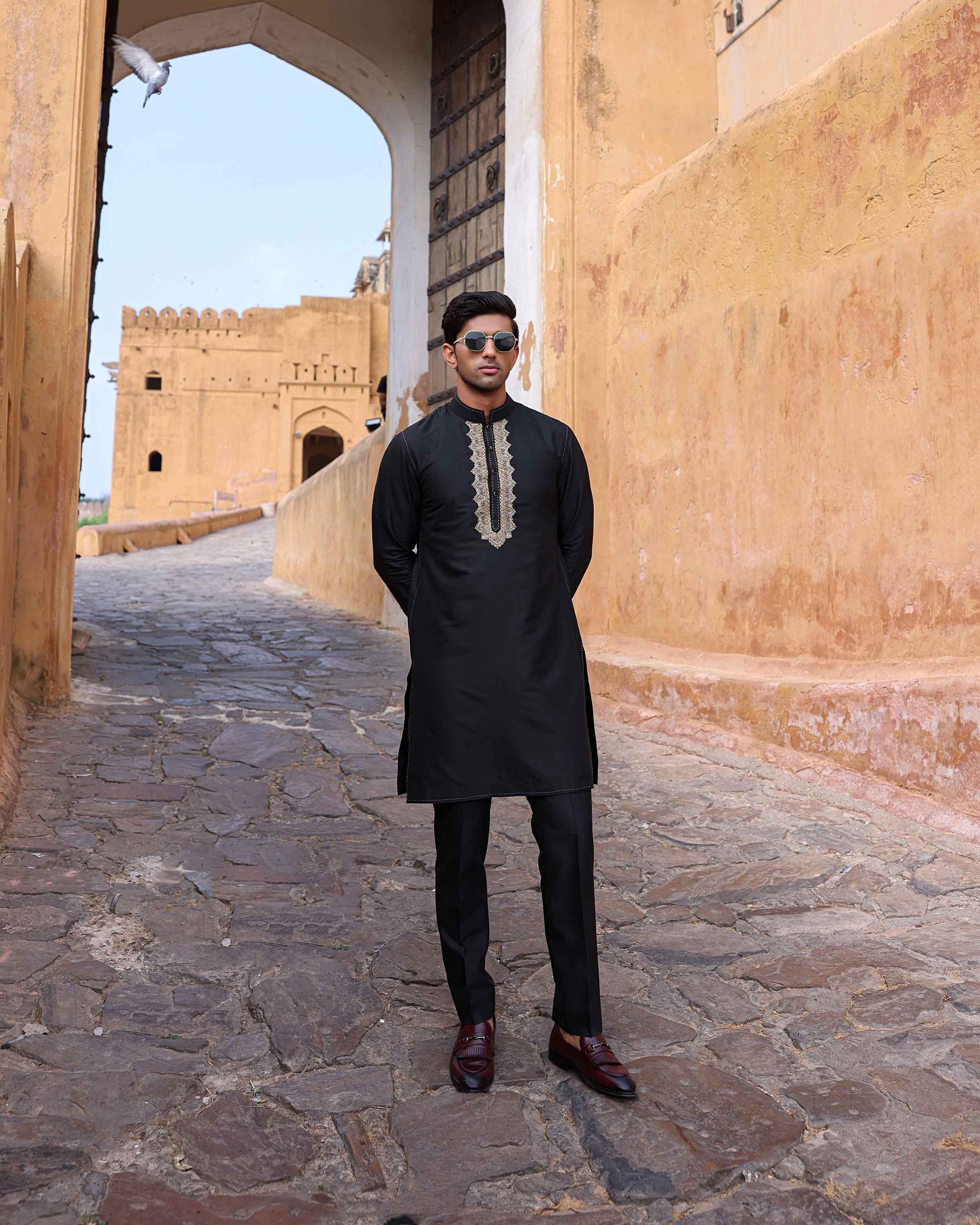 AGNIRA KURTA SET