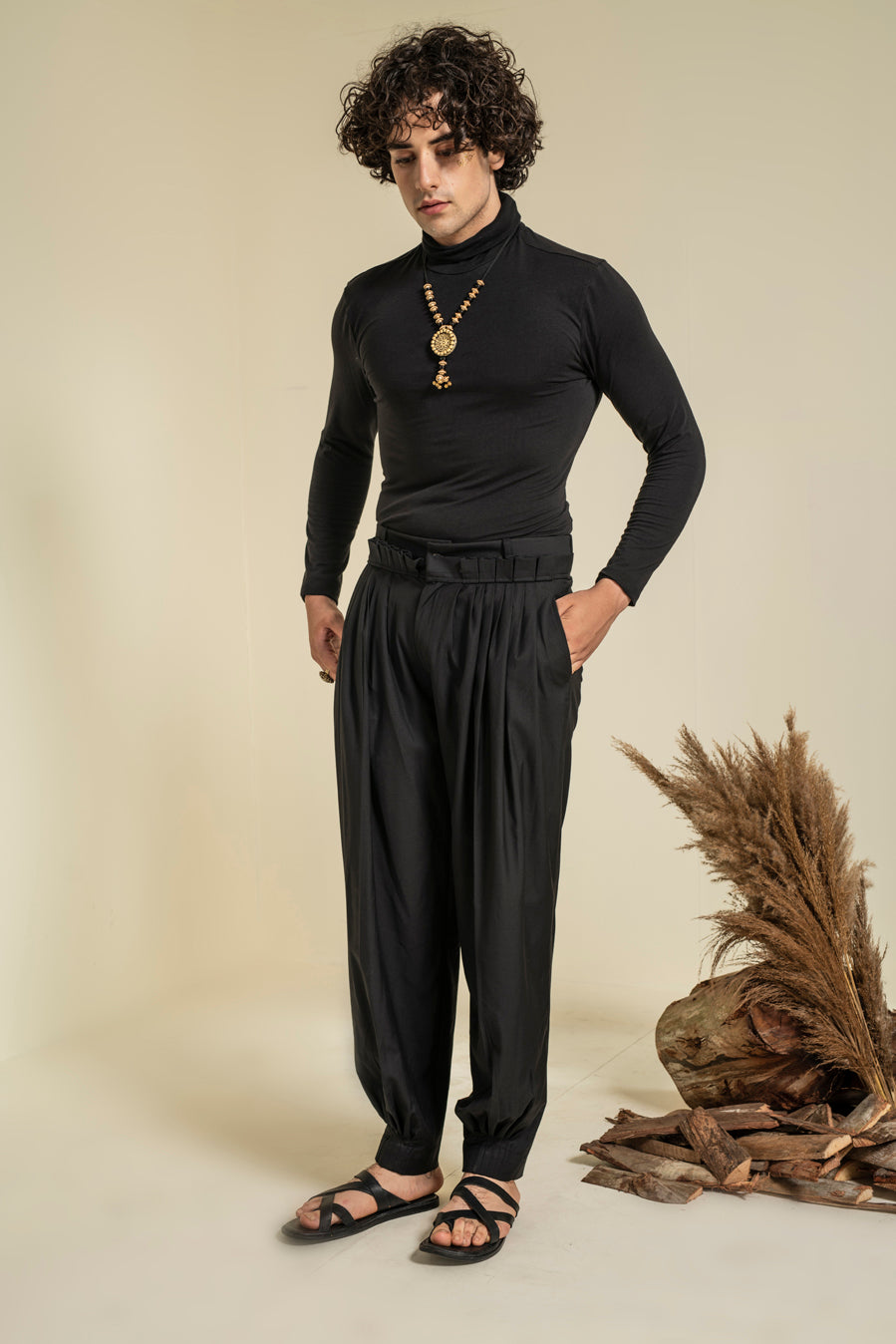 MANTICORE KURTA SET