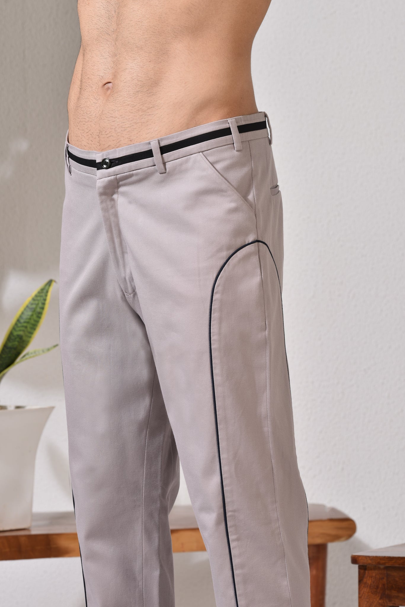 INSIGNIA TROUSER