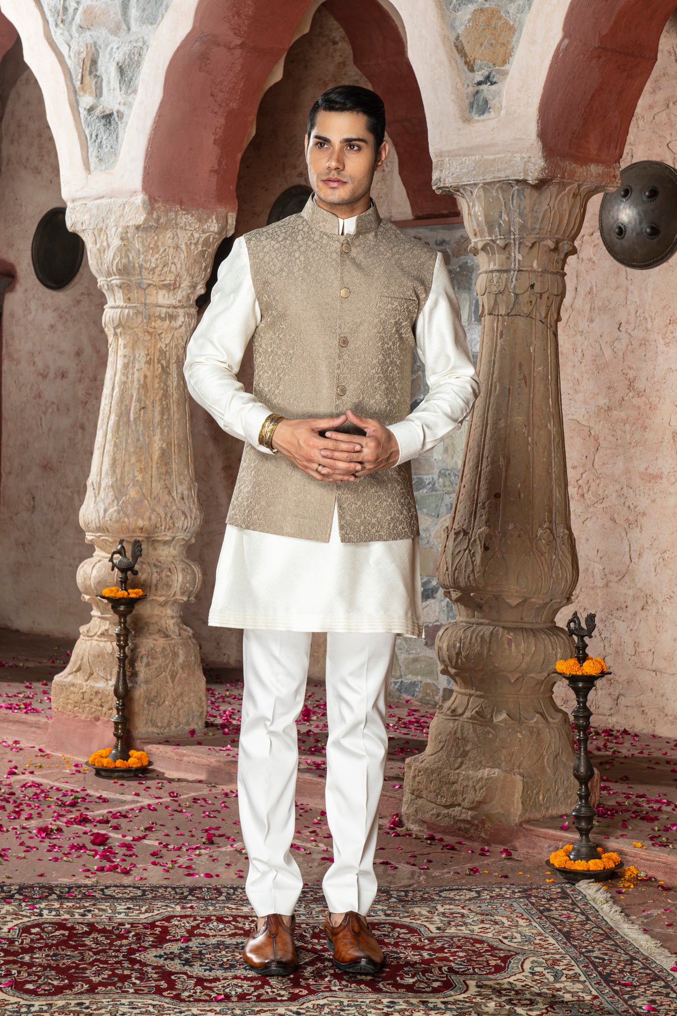 SNOWDROP KURTA SET
