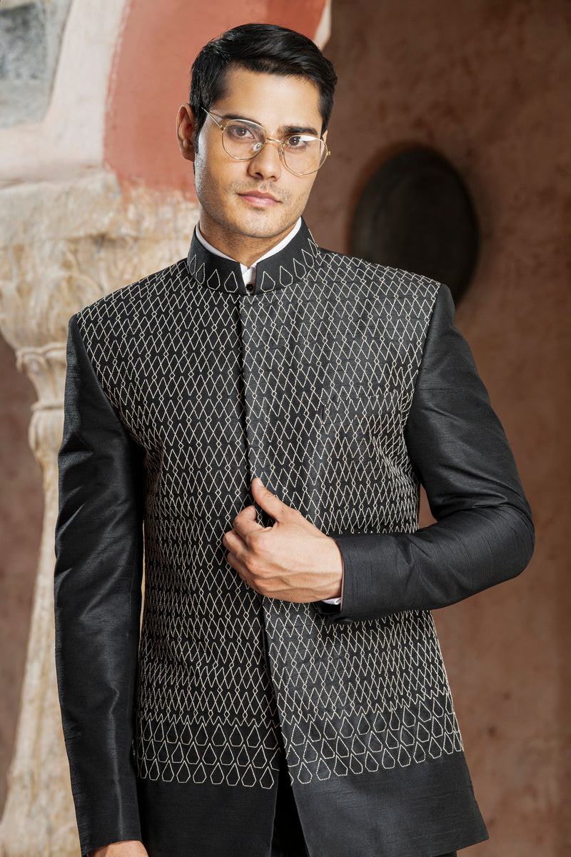 KUNDAN BANDHGALA SUIT