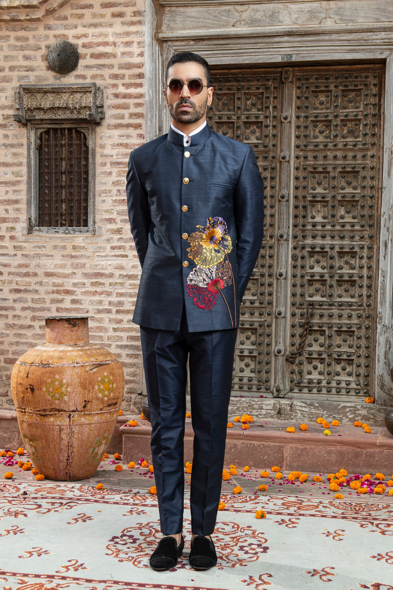 TARUNI BANDHGALA SUIT