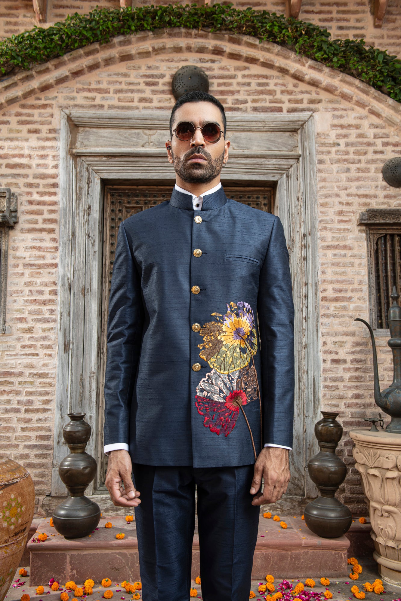 TARUNI BANDHGALA SUIT