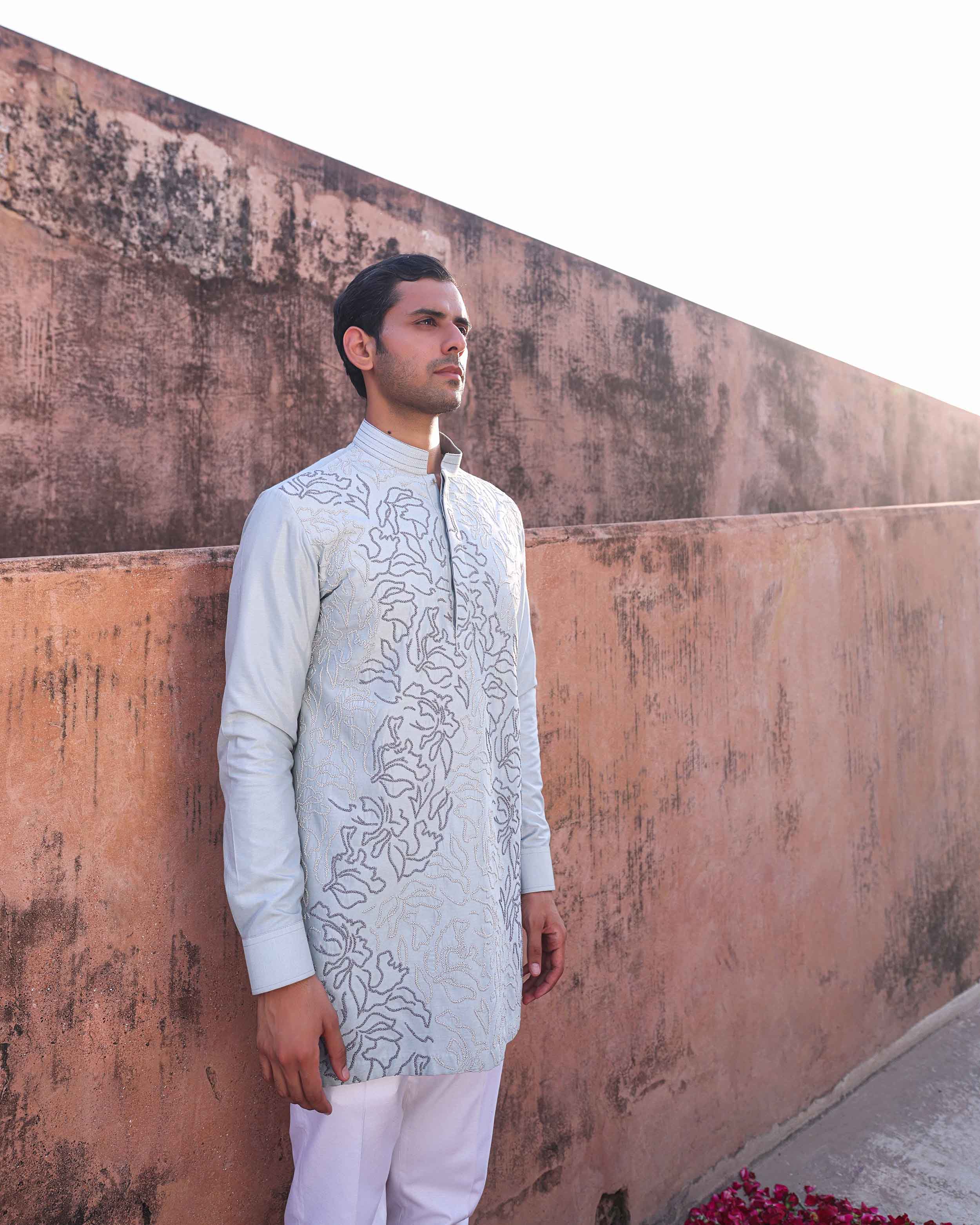 NYRA KURTA SET