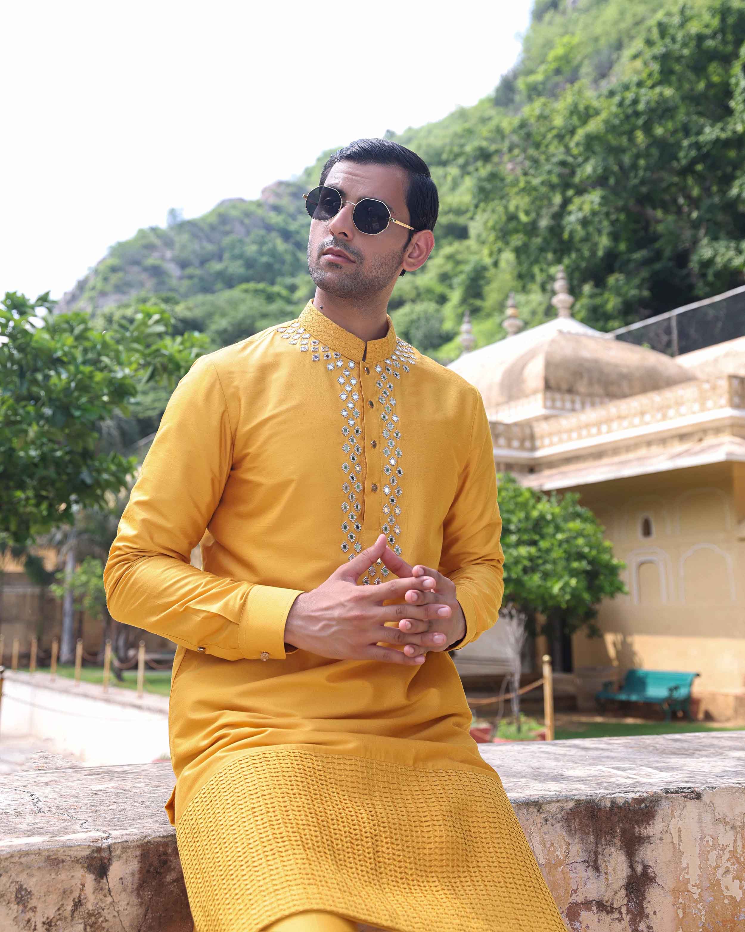 KAVINDI KURTA SET