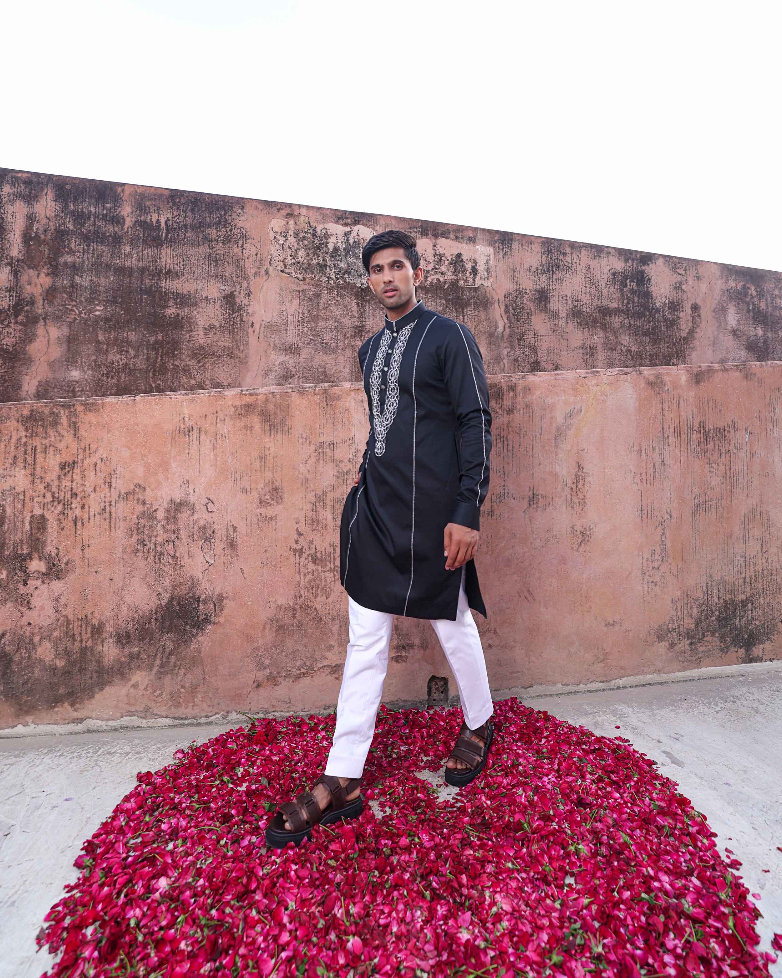 EUNOIA KURTA SET