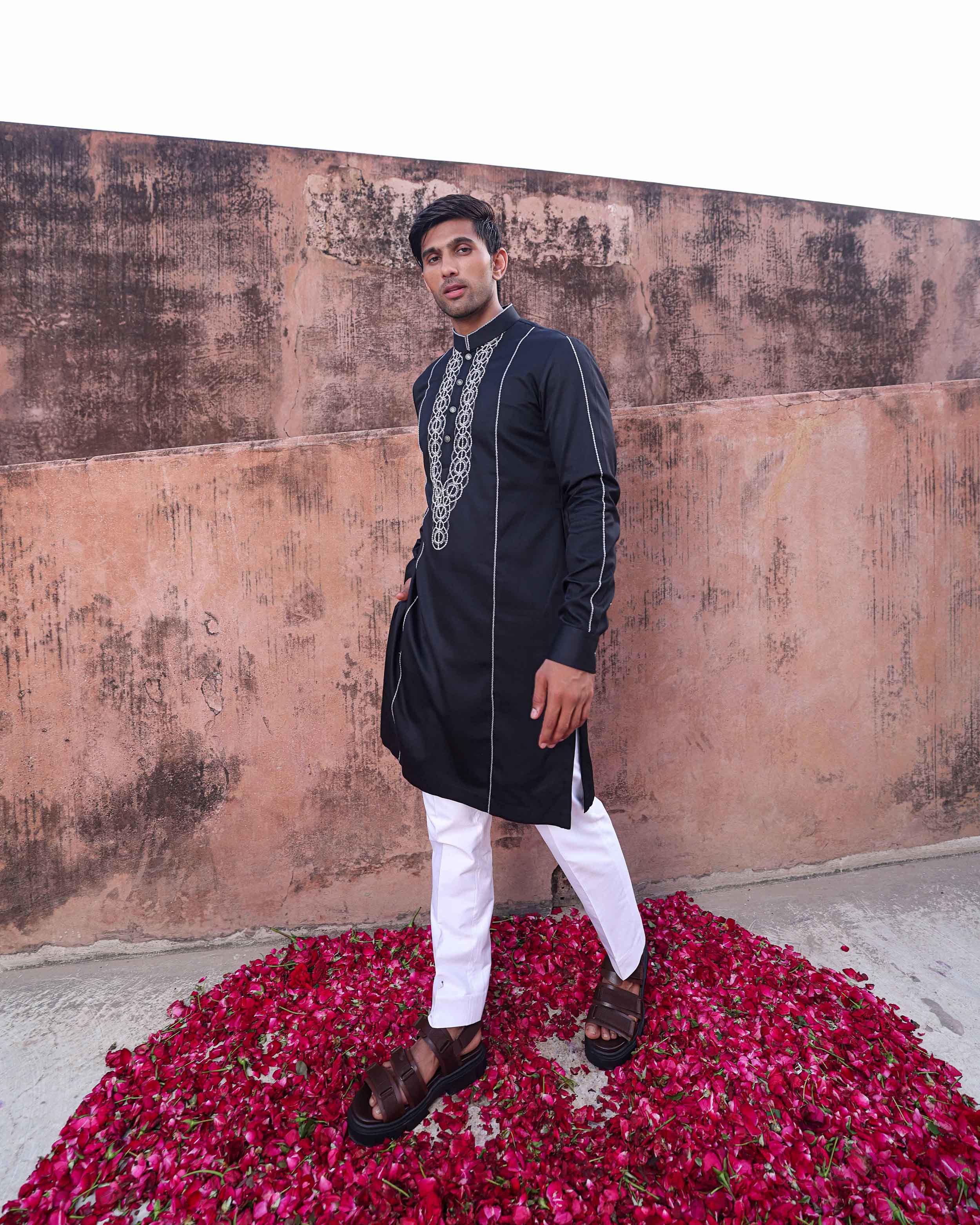 EUNOIA KURTA SET