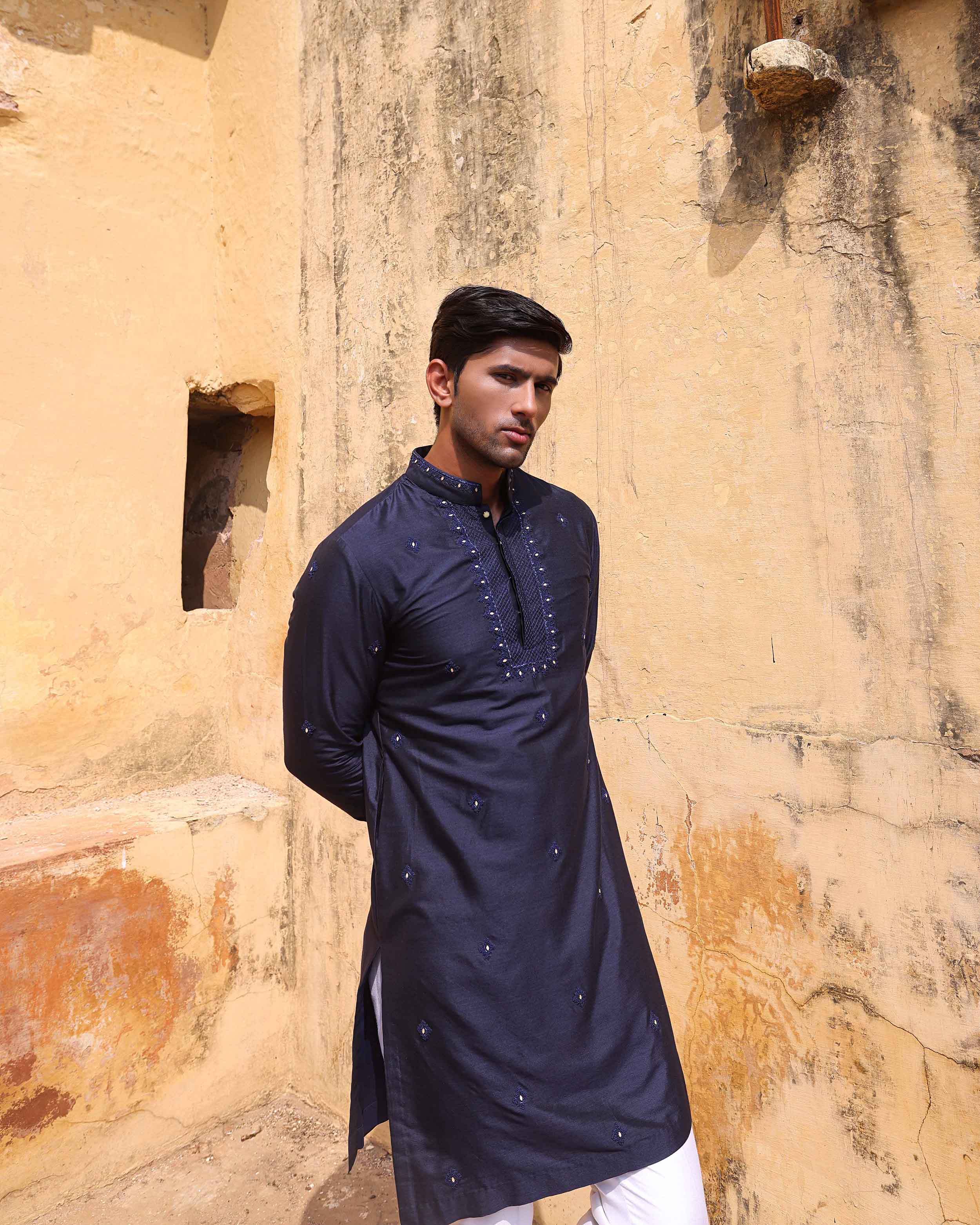 GULPOSH KURTA SET