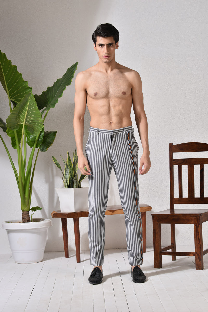 CROSSING TROUSER